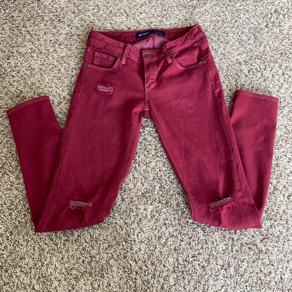 Red skinny pants
